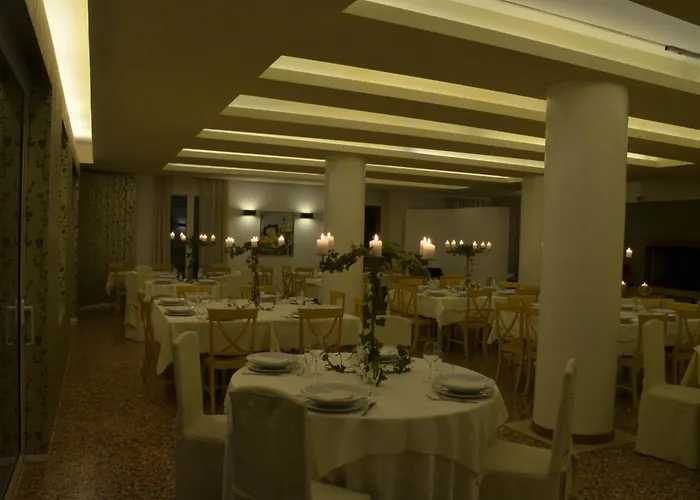 Crichelon Hotell